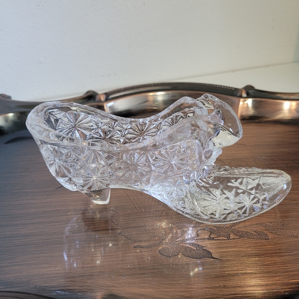 Vintage Fenton Clear Glass Daisy And Button Shoe With Cat Head